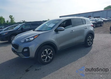 2020 Kia Sportage Lx z USA, uszkodzony, nr VIN KNDPMCAC4L7633030